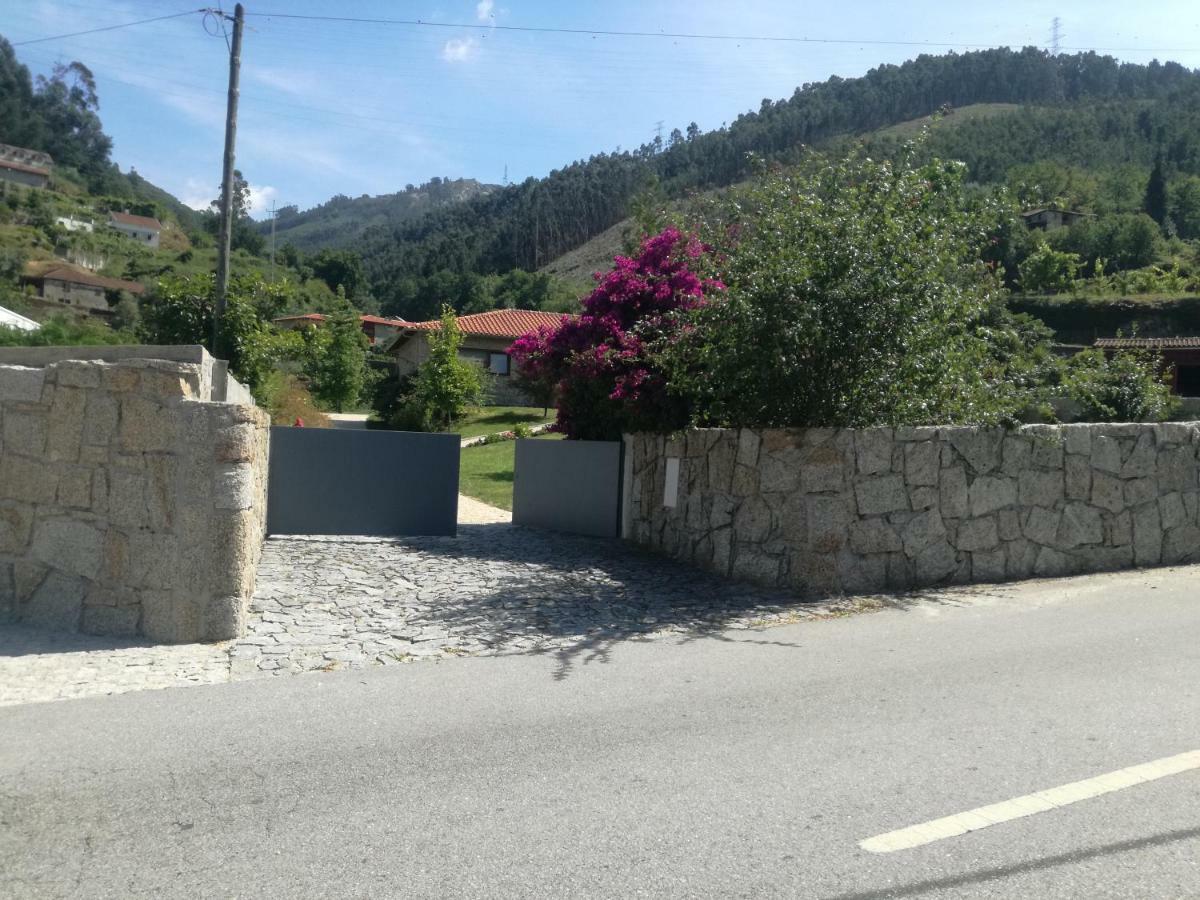 Cottage, Casa Do Laranjal - Near Geres Kültér fotó